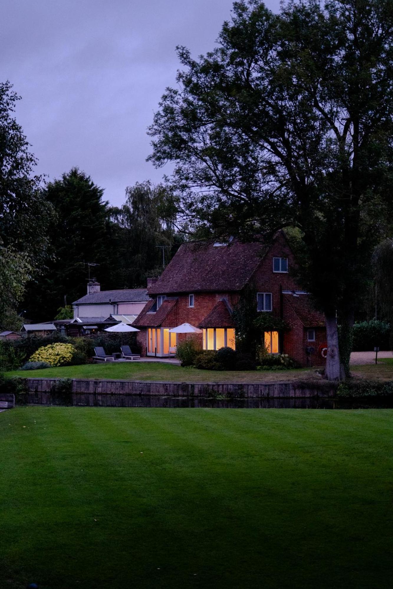 Villa Idle Waters Dedham Exterior foto